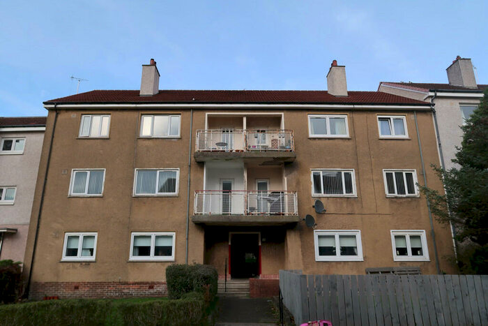 2 Bedroom Flat To Rent In Ashmore Road, Cathcart, G43