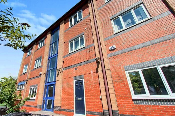 1 Bedroom Flat To Rent In Greenside Street, Beswick, Manchester, M11