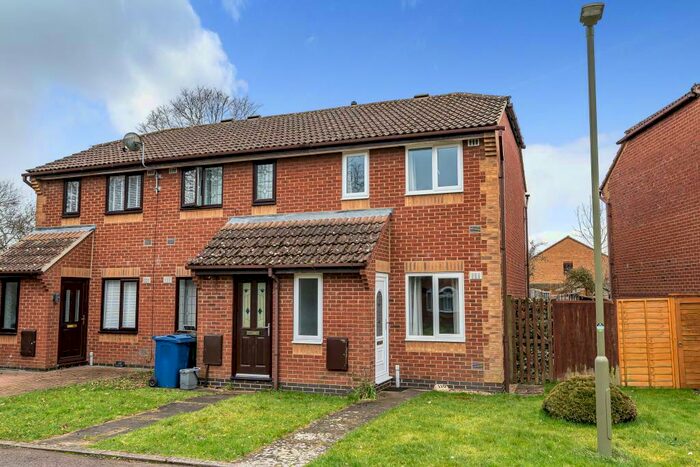 2 Bedroom End Of Terrace House To Rent In Ravencroft, Bicester, OX26