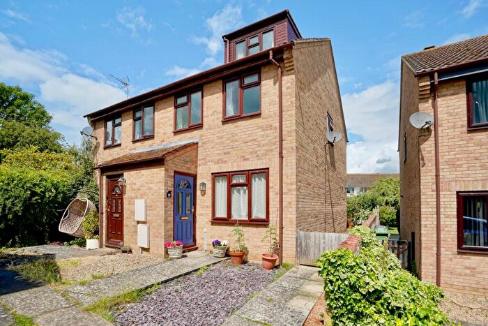 4 Bedroom Semi-Detached House For Sale In Manor Close, Buckden, St Neots, PE19