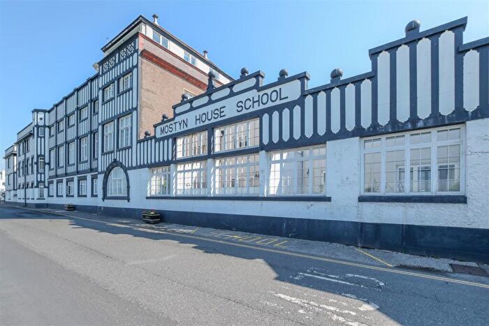 2 Bedroom Apartment For Sale In Mostyn House, Parkgate, Neston, CH64