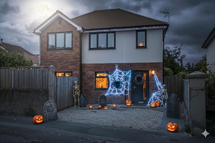 3 Bedroom Detached House For Sale In Hill Road, Folkestone, CT19