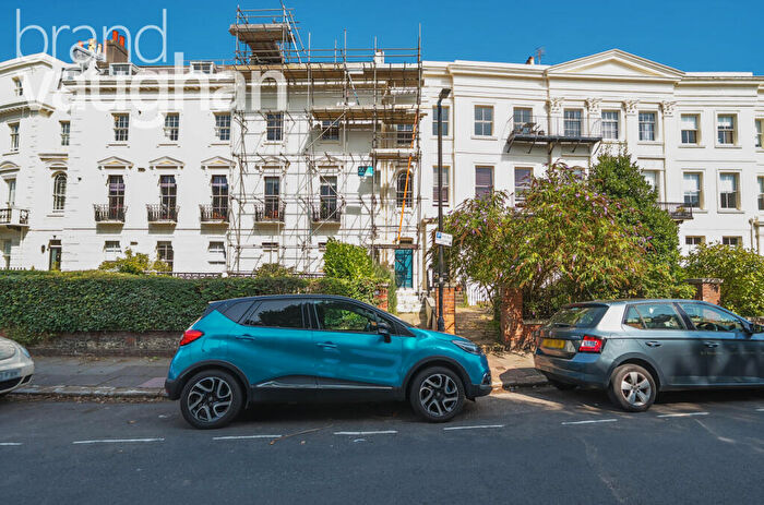 2 Bedroom Flat To Rent In Montpelier Crescent, Brighton, East Sussex, BN1