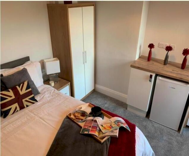 1 Bedroom Property To Rent In Hawthorn Road, Kettering NN15