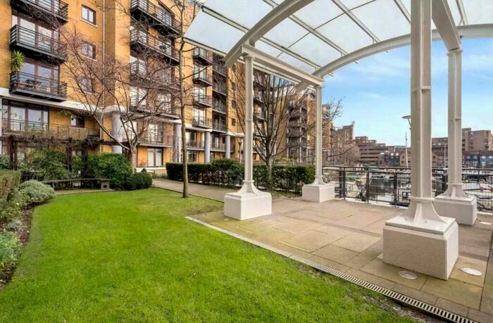2 Bedroom Apartment To Rent In Star Place, Wapping, E1W