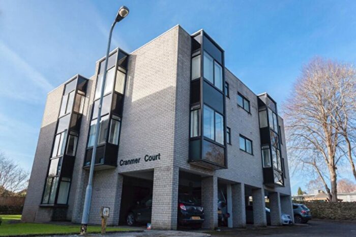 2 Bedroom Apartment To Rent In Cranmer Court, Ely Road, Llandaff, CF5