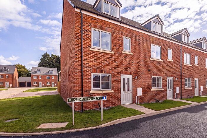 3 Bedroom End Of Terrace House To Rent In Kensington Close, Long Sutton, PE12