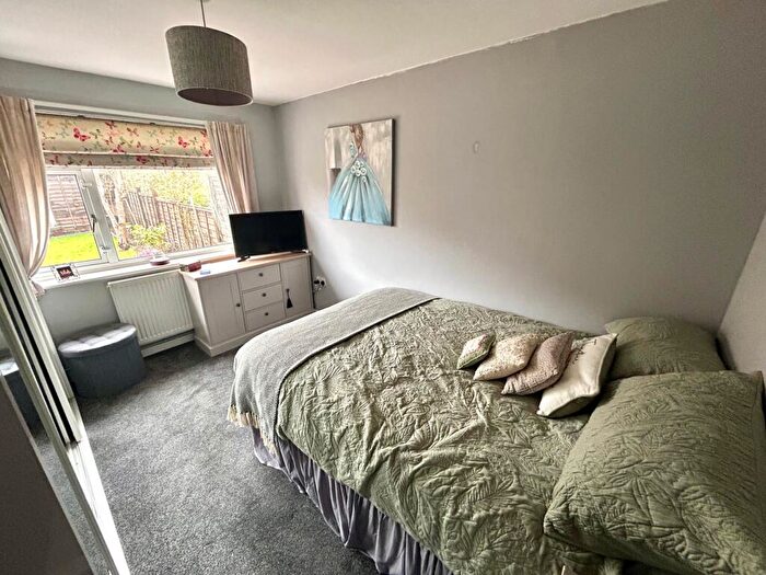 2 Bedroom Bungalow For Sale In Southway Drive, Yeovil, BA21