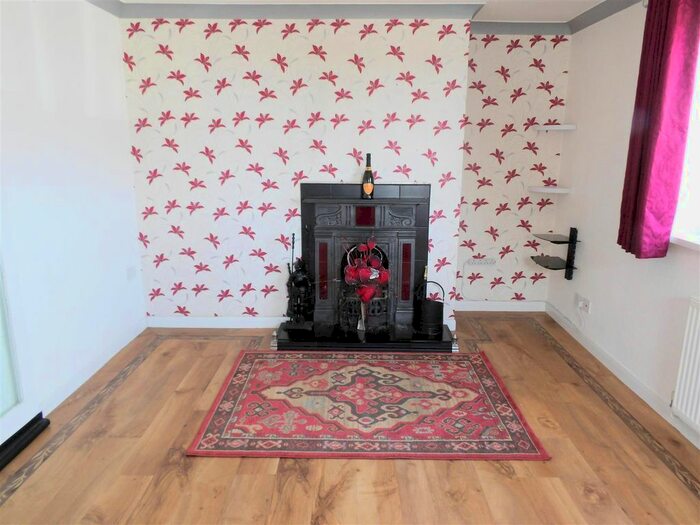 2 Bedroom Detached Bungalow To Rent In St. Annes Road, Saltash, PL12