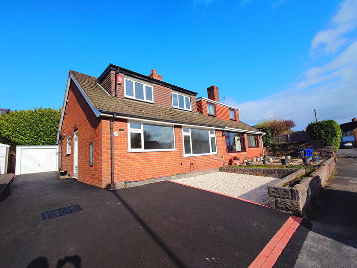 3 Bedroom Bungalow For Sale In Deepdale Close, Norton Le Moors, Stoke-on-Trent, ST6