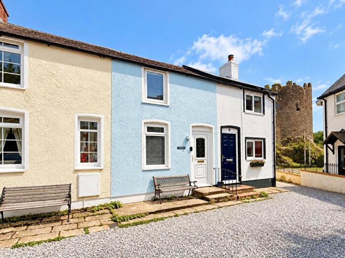 1 Bedroom Terraced House For Sale In Wind Street, Conwy, LL32