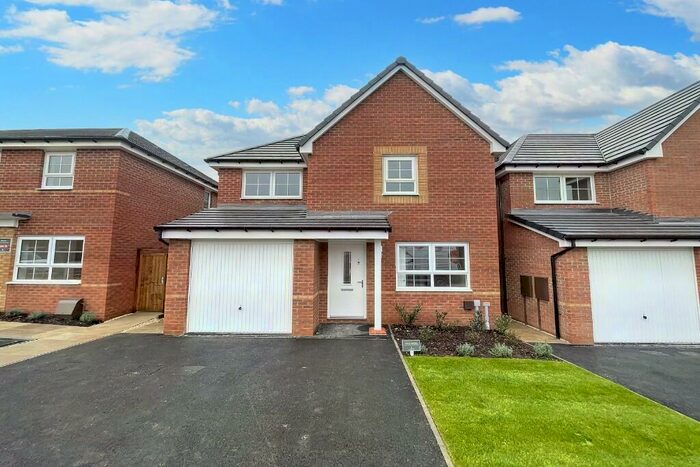 3 Bedroom Detached House To Rent In Marbled White Place, Worksop, Nottinghamshire, S81