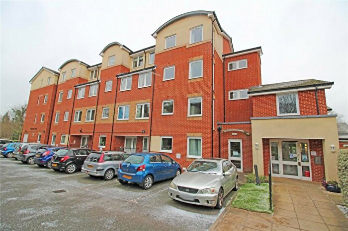 1 Bedroom Apartment To Rent In Addlestone, Surrey, KT15