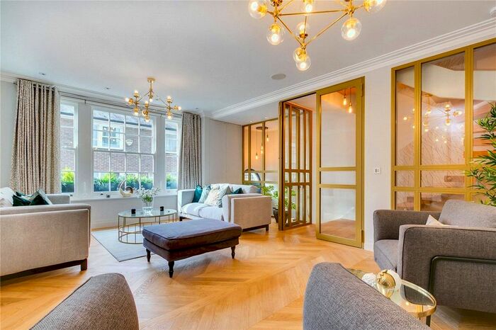 3 Bedroom Mews To Rent In Stanhope Mews East, South Kensington, SW7