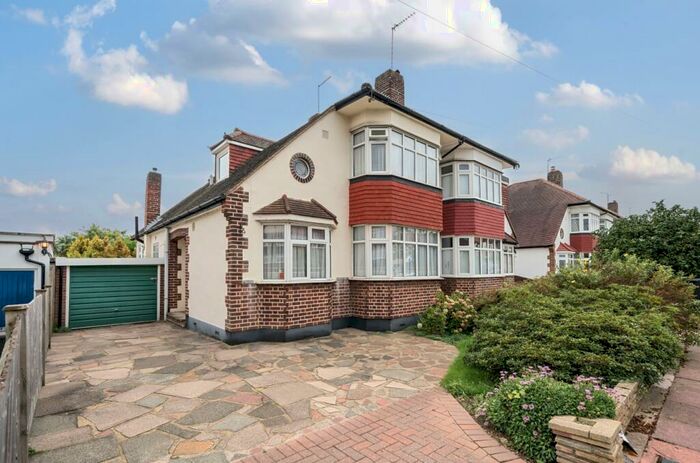 3 Bedroom Semi Detached House For Sale In Keswick Road, West Wickham, BR4
