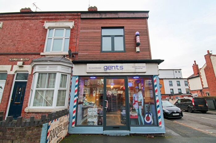 1 Bedroom End Of Terrace House For Sale In Welford Road, Leicester, LE2