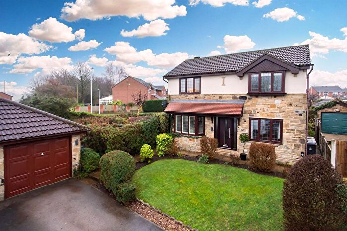 3 Bedroom Detached House For Sale In Hopefield Way, Rothwell, Leeds, LS26
