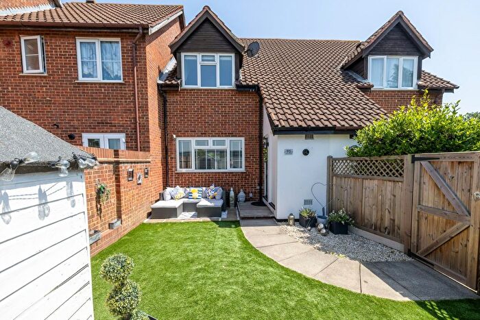 1 Bedroom Terraced House For Sale In Herald Walk, Dartford, DA1