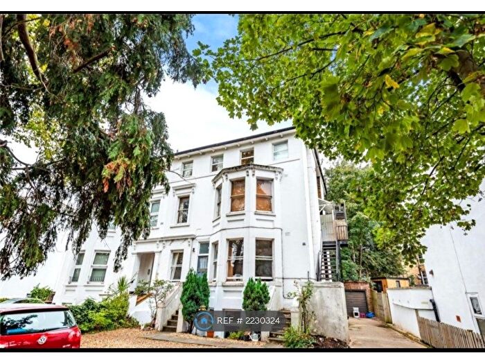 2 Bedroom Flat To Rent In Freelands Road, Bromley, BR1