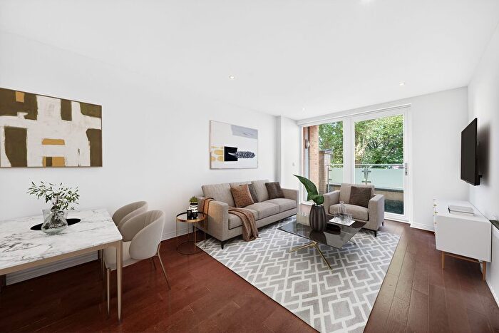2 Bedroom Flat For Sale In Battersea Park Road, Viridian Apartments, SW8