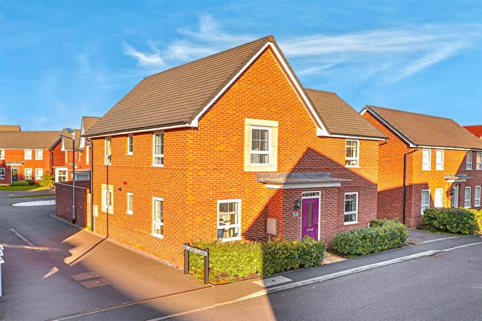 4 Bedroom Detached House For Sale In Southwell Lane, Barton Seagrave, Kettering, NN15