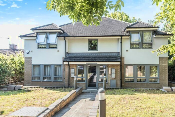 1 Bedroom Apartment To Rent In Joshua Court, Headington, OX3