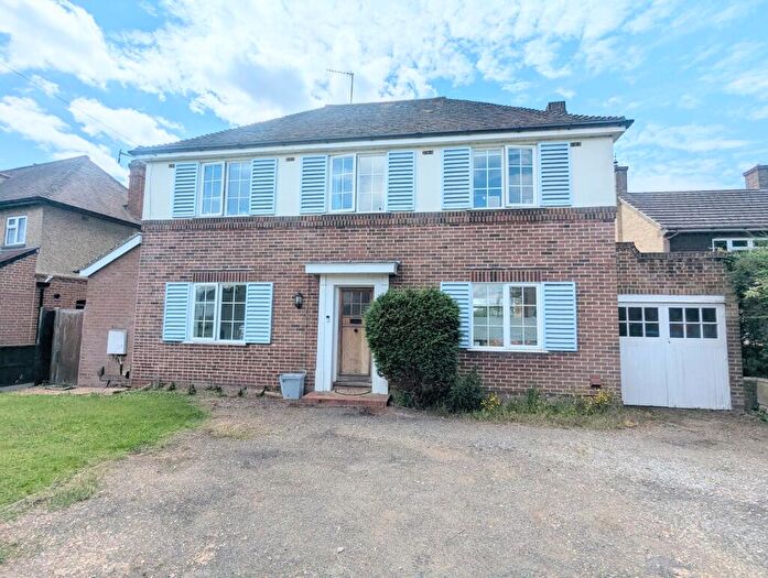 4 Bedroom House To Rent In Bedford Road, Clapham, MK41