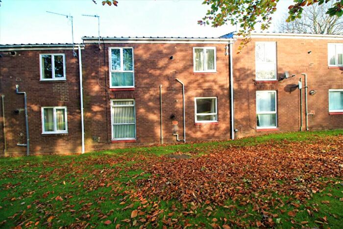1 Bedroom Flat To Rent In Willows Close, Columbia, Washington, Tyne And Wear, NE38