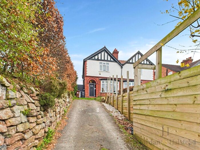 3 Bedroom Semi-Detached House For Sale In Nantwich Road, Middlewich, Cheshire, CW10