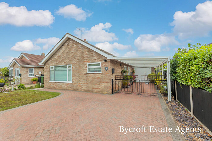 3 Bedroom Detached Bungalow For Sale In Thurne Rise, Martham, NR29