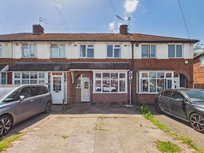 3 Bedroom Terraced House For Sale In Abbey Road, Aylesbury, Buckinghamshire, HP19