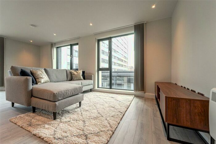 2 Bedroom Apartment To Rent In St Martins Place, Broad Street, Birmingham, West Midlands, B15