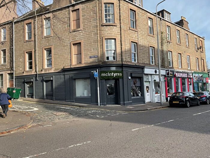 2 Bedroom Flat To Rent In St. Peter Street, Dundee, DD1