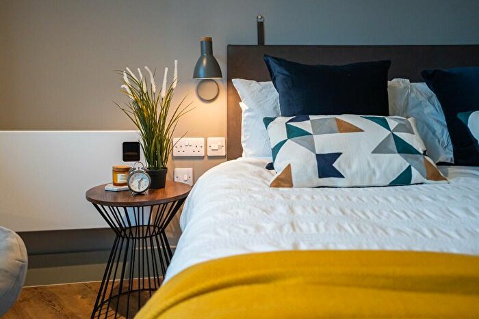 Studio To Rent In One Cross Street, Bedroom Studio Apartment, M3