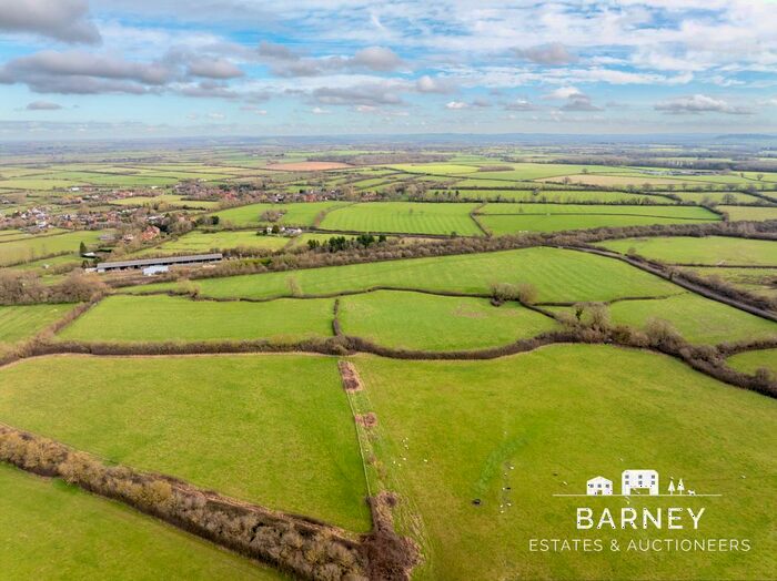 Land For Sale In High Street, Ludgershall Nr Thame, HP18