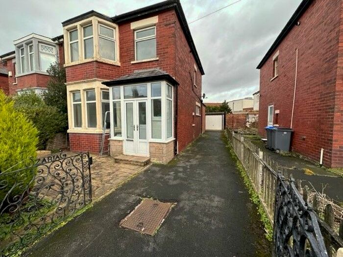 3 Bedroom Semi-Detached House To Rent In Marcroft Avenue, Blackpool, Lancashire, FY4