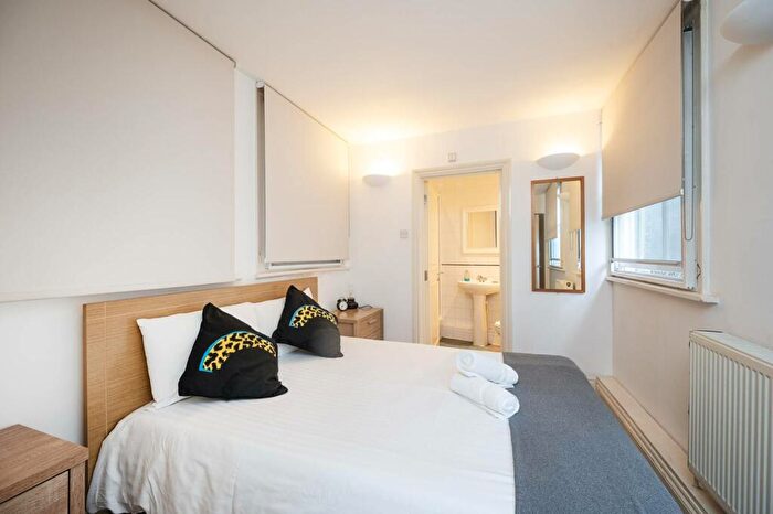 1 Bedroom Flat To Rent In Bishopsgate, City, London, EC2M