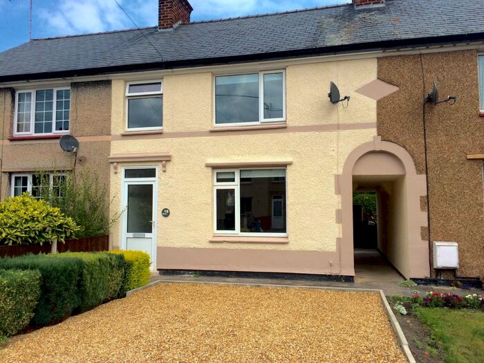3 Bedroom Terraced House To Rent In Dreflan, CH7