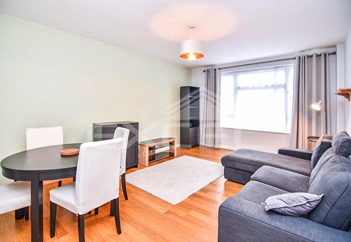 1 Bedroom Apartment To Rent In Hill Court, Hampstead, London, NW3