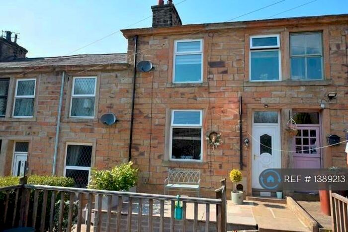 3 Bedroom Terraced House To Rent In Wellesley Street, Burnley, BB12