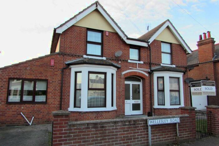 1 Bedroom Flat To Rent In Wellesley Road, Clacton-on-Sea, CO15