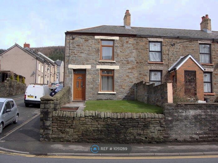 2 Bedroom End Of Terrace House To Rent In Baglan Street, Treherbert, CF42
