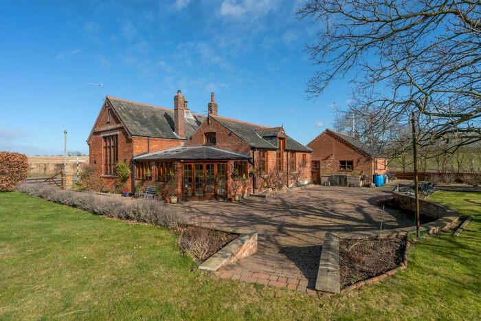 5 Bedroom Detached House For Sale In Beccles Road, Aldeby, Beccles, NR34