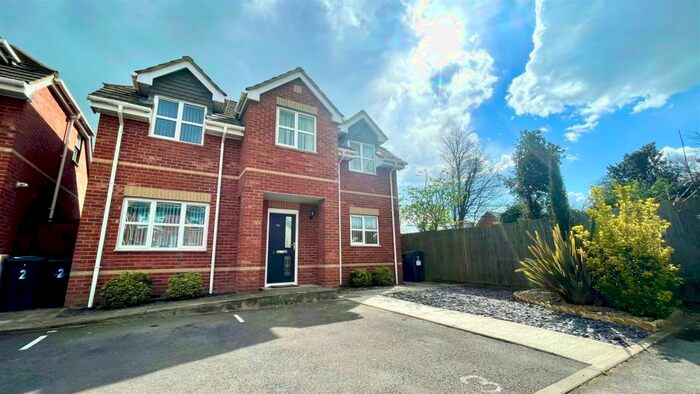 3 Bedroom Detached House To Rent In Prior Close, Boscombe, BH7