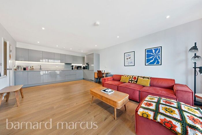 2 Bedroom Flat To Rent In Hatcham Street, Sydenham, SE26