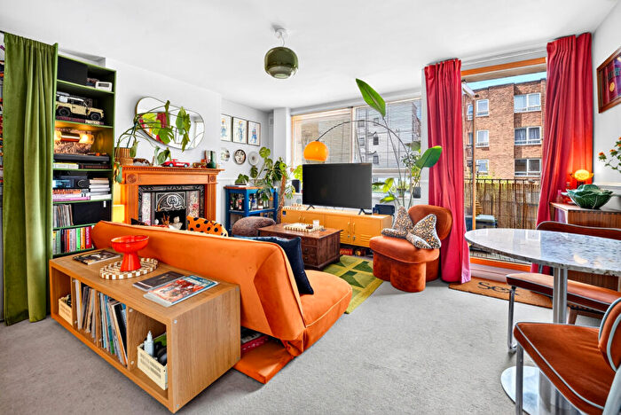 2 Bedroom Apartment To Rent In Aberdeen Park, Highbury, London, N5