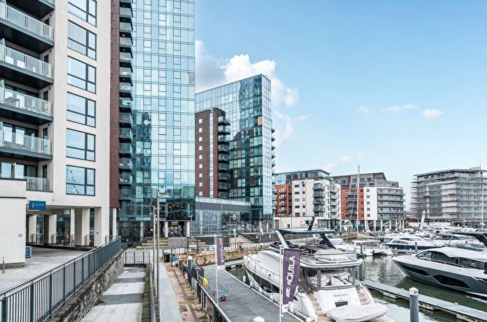 2 Bedroom Flat To Rent In Ocean Way, Ocean Village, Southampton, Hampshire, SO14