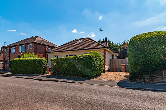 3 Bedroom Detached Bungalow For Sale In Chesterfield Drive, Burton Joyce, Nottingham, NG14