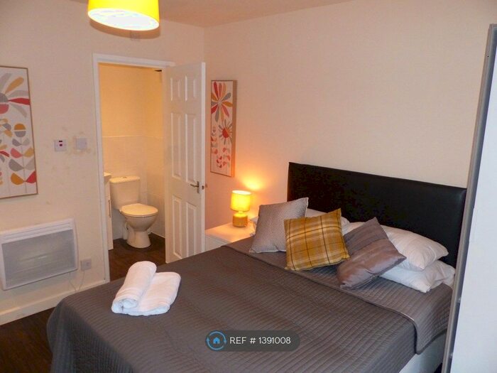 Studio To Rent In Church House, Kidsgrove, Stoke-On-Trent, ST7