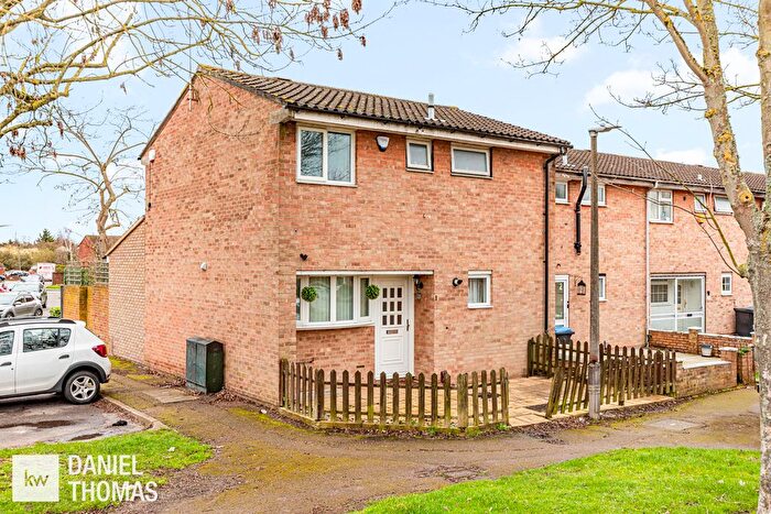 3 Bedroom End Terrace House For Sale In Daniel Thomas | Theydon Court, Waltham Abbey, EN9